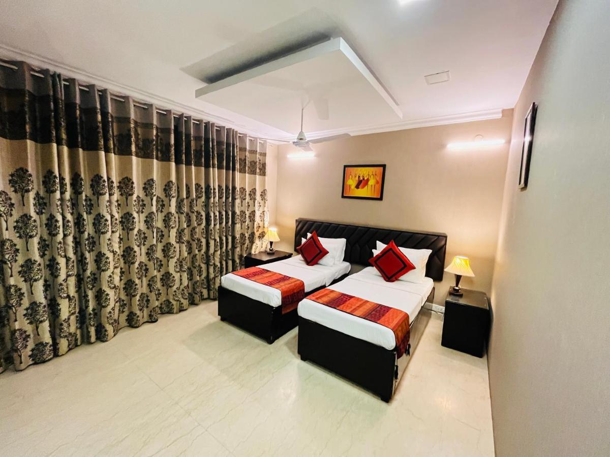 Abode Residency Safdarjung Enclave Near U S Embassy Delhi Hotel Ню Делхи Екстериор снимка