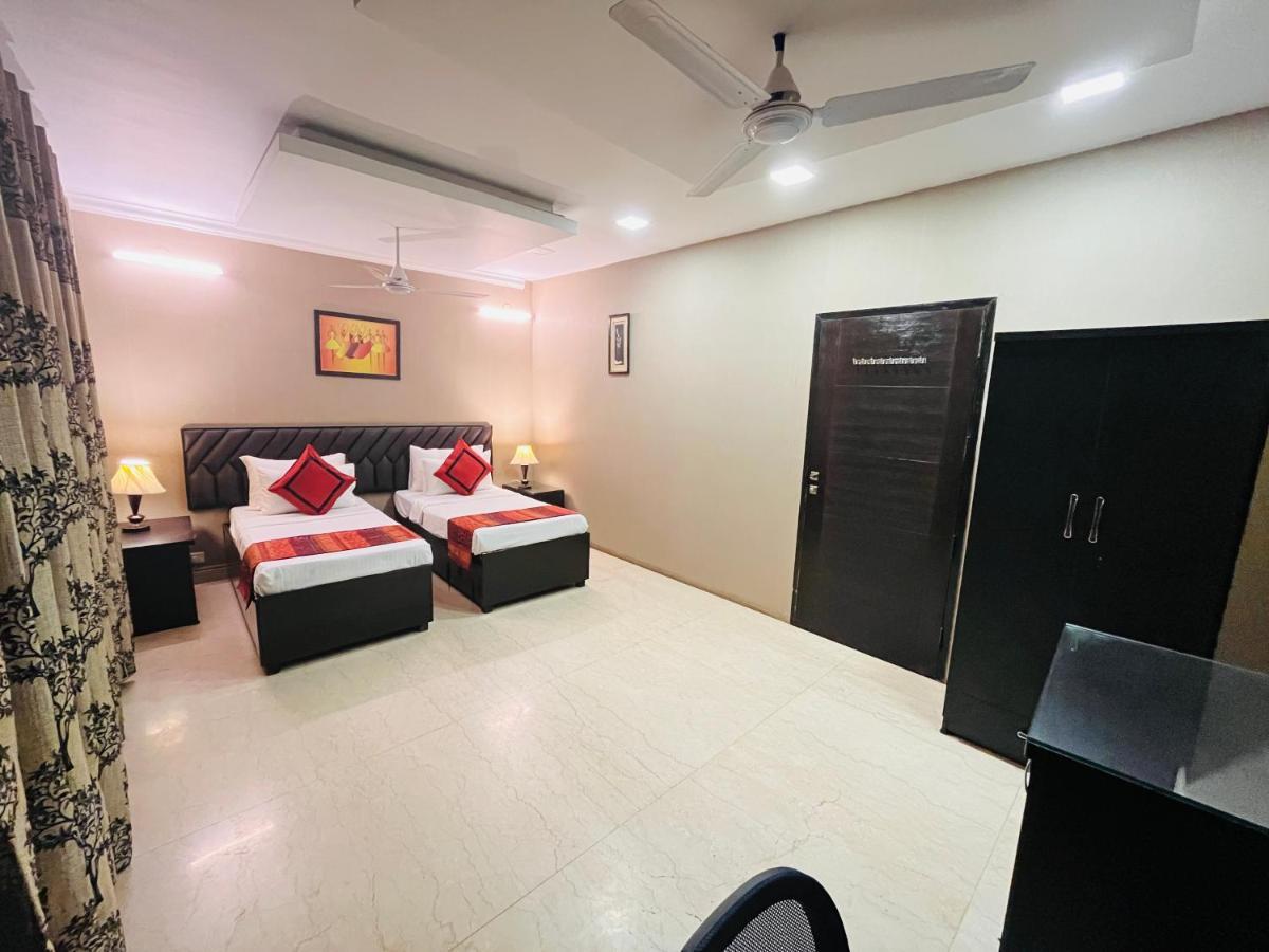 Abode Residency Safdarjung Enclave Near U S Embassy Delhi Hotel Ню Делхи Екстериор снимка