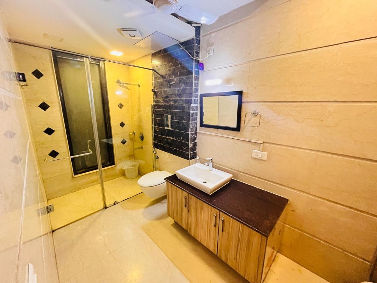 Abode Residency Safdarjung Enclave Near U S Embassy Delhi Hotel Ню Делхи Екстериор снимка
